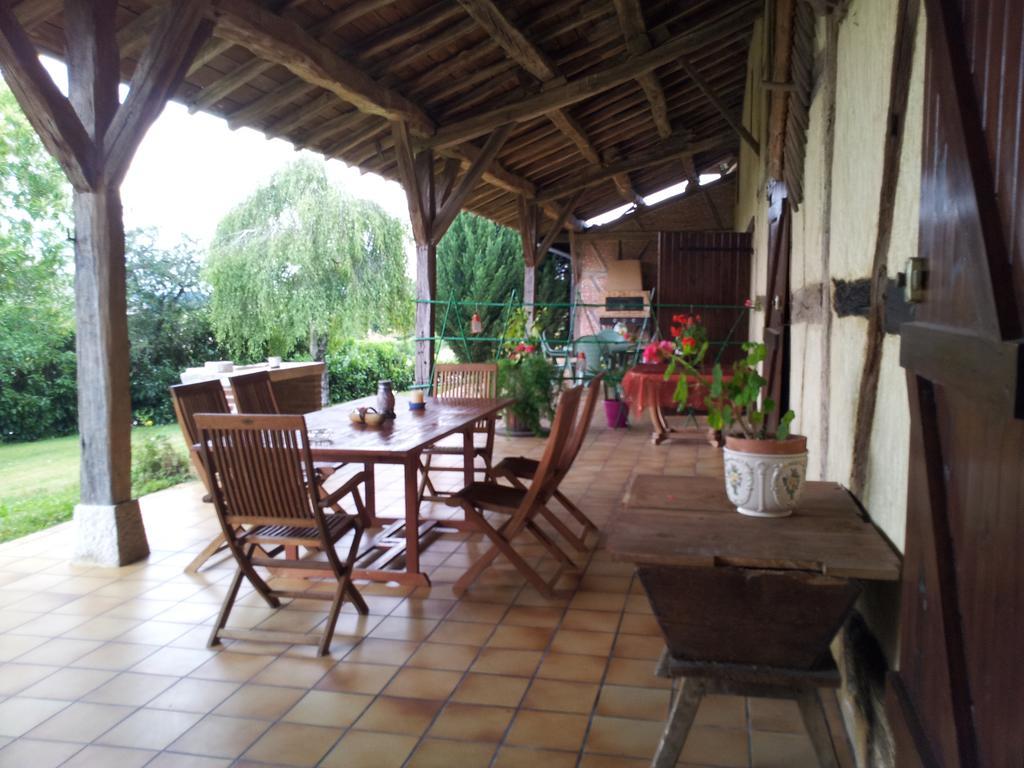 La Croix De Bois Jayat Exterior foto